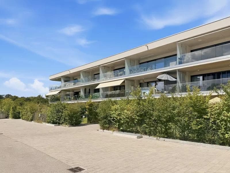 Rare studio with garden & parking in Thônex Rare studio with garden & parking in Thônex