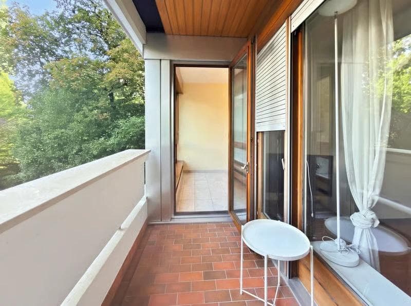 Bright furnished 3-room apartment with balcony – Route de Florissant, Geneva - Balcony & View Bright furnished 3-room apartment with balcony – Route de Florissant, Geneva - Balcony & View
