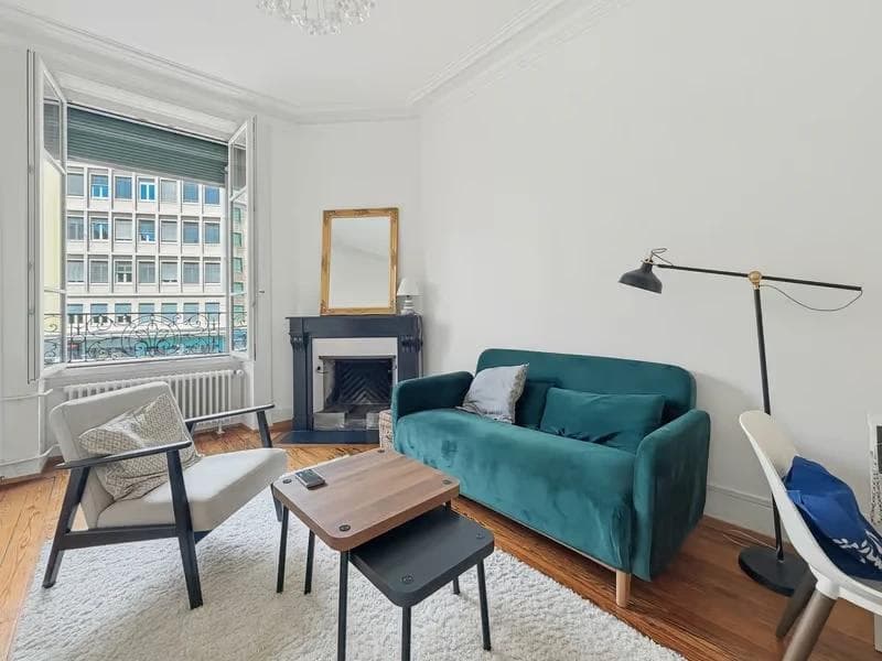 Charming furnished apartment at Place de la Navigation Charming furnished apartment at Place de la Navigation