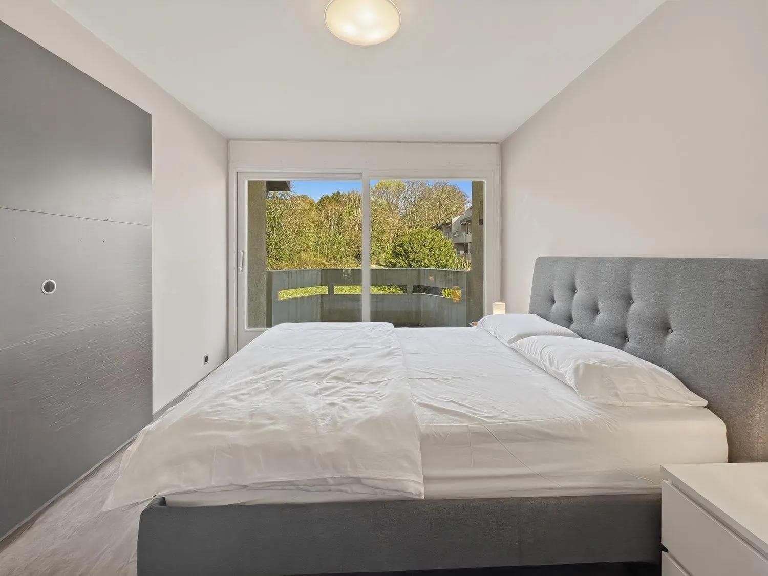 Magnifique appartement meublé - Cologny - 1 chambre - Chambre confortable Magnifique appartement meublé - Cologny - 1 chambre - Chambre confortable