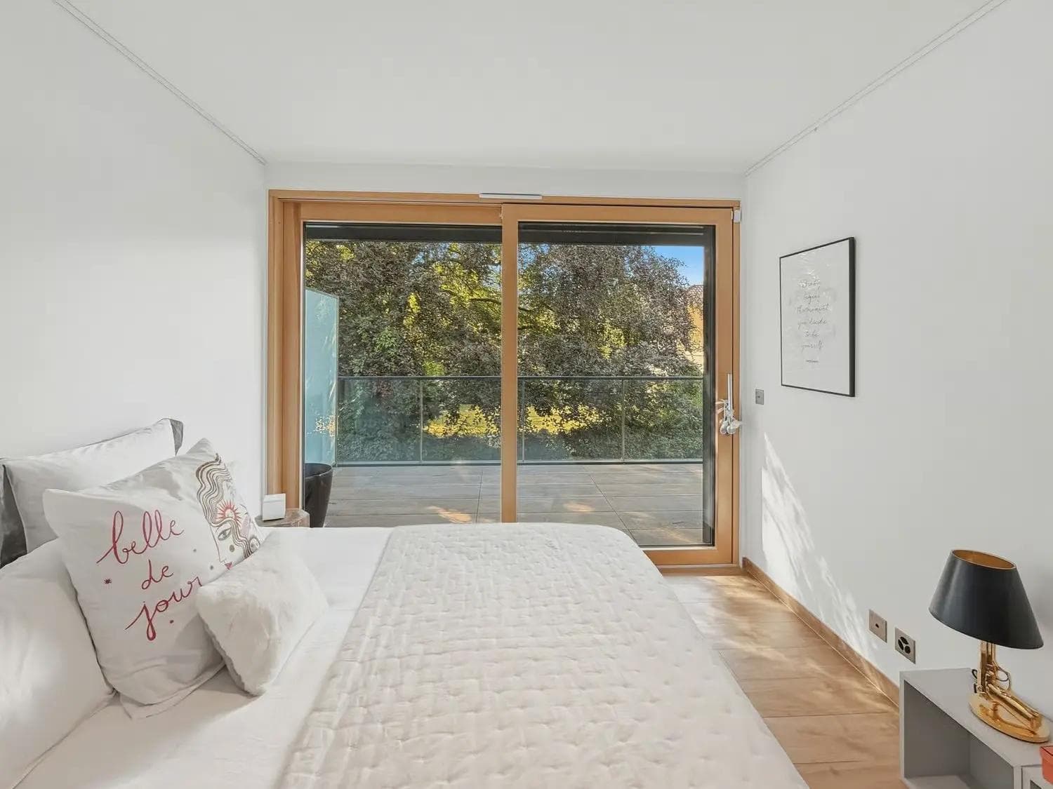 Exceptionally rare – Luxury apartment in Cologny – Terrace and parking - Bedroom Exceptionally rare – Luxury apartment in Cologny – Terrace and parking - Bedroom