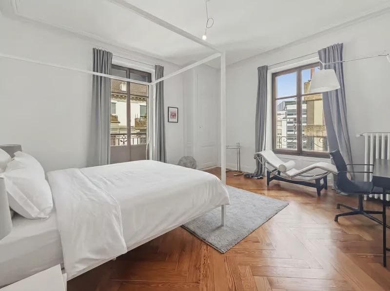 Charming 2-bedroom apartment in the heart of Geneva – Boulevard Helvétique - Bedroom Charming 2-bedroom apartment in the heart of Geneva – Boulevard Helvétique - Bedroom