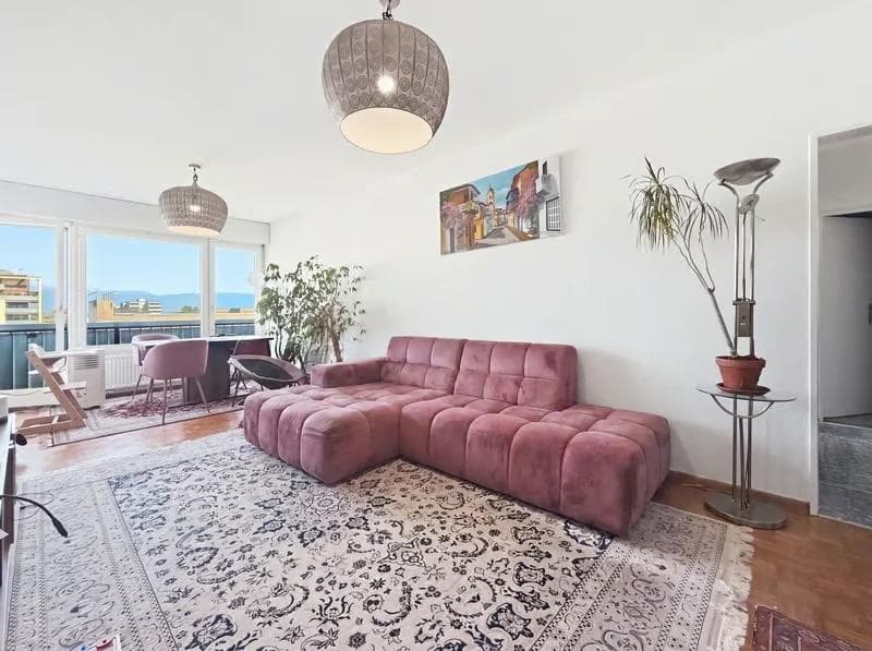 2-bedroom apartment with garage - Prestigious Residence with swimming pools 2-bedroom apartment with garage - Prestigious Residence with swimming pools