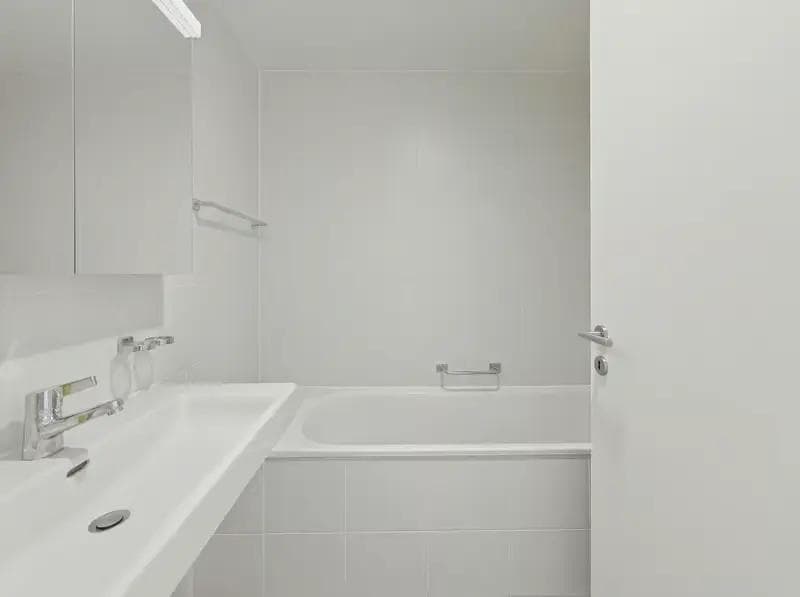 Modern apartment – 9th floor – Unobstructed views - Bathroom & WC Modern apartment – 9th floor – Unobstructed views - Bathroom & WC