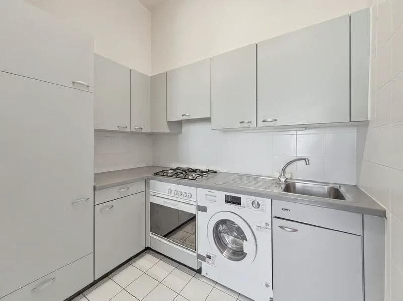 Charming furnished apartment at Place de la Navigation - Kitchen Charming furnished apartment at Place de la Navigation - Kitchen