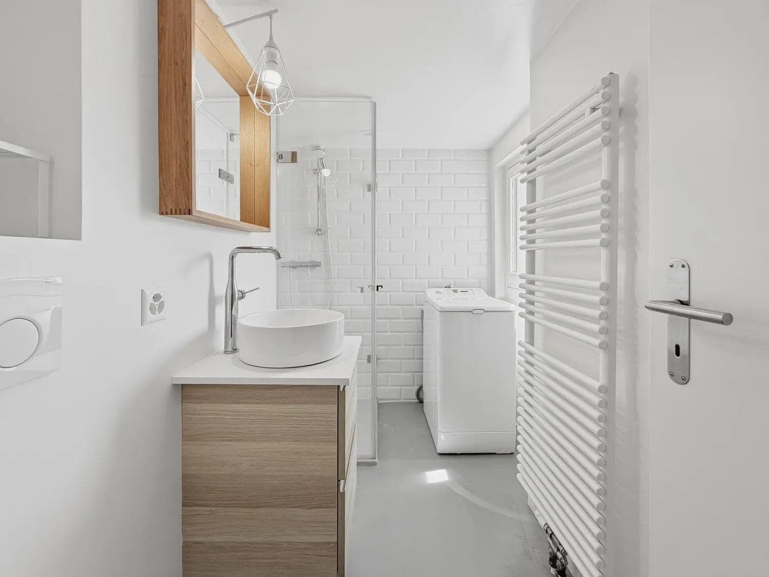 Toit-terrasse unique - un loft à Plainpalais - Bathroom Toit-terrasse unique - un loft à Plainpalais - Bathroom