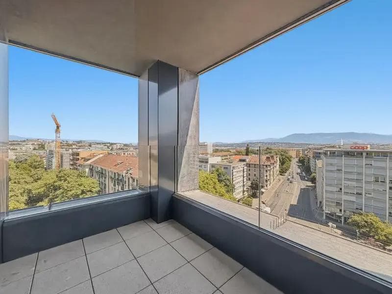 Modern apartment – 9th floor – Unobstructed views - Exterior Modern apartment – 9th floor – Unobstructed views - Exterior