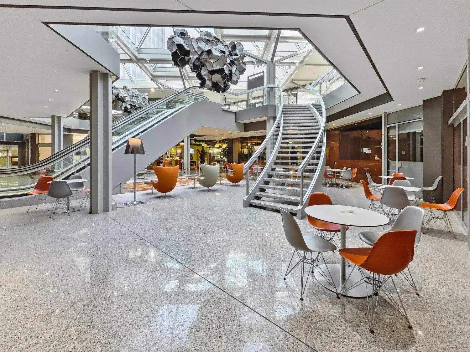 Bureaux à louer – ICC Cointrin | 410 m² modulables - Office 4 Bureaux à louer – ICC Cointrin | 410 m² modulables - Office 4